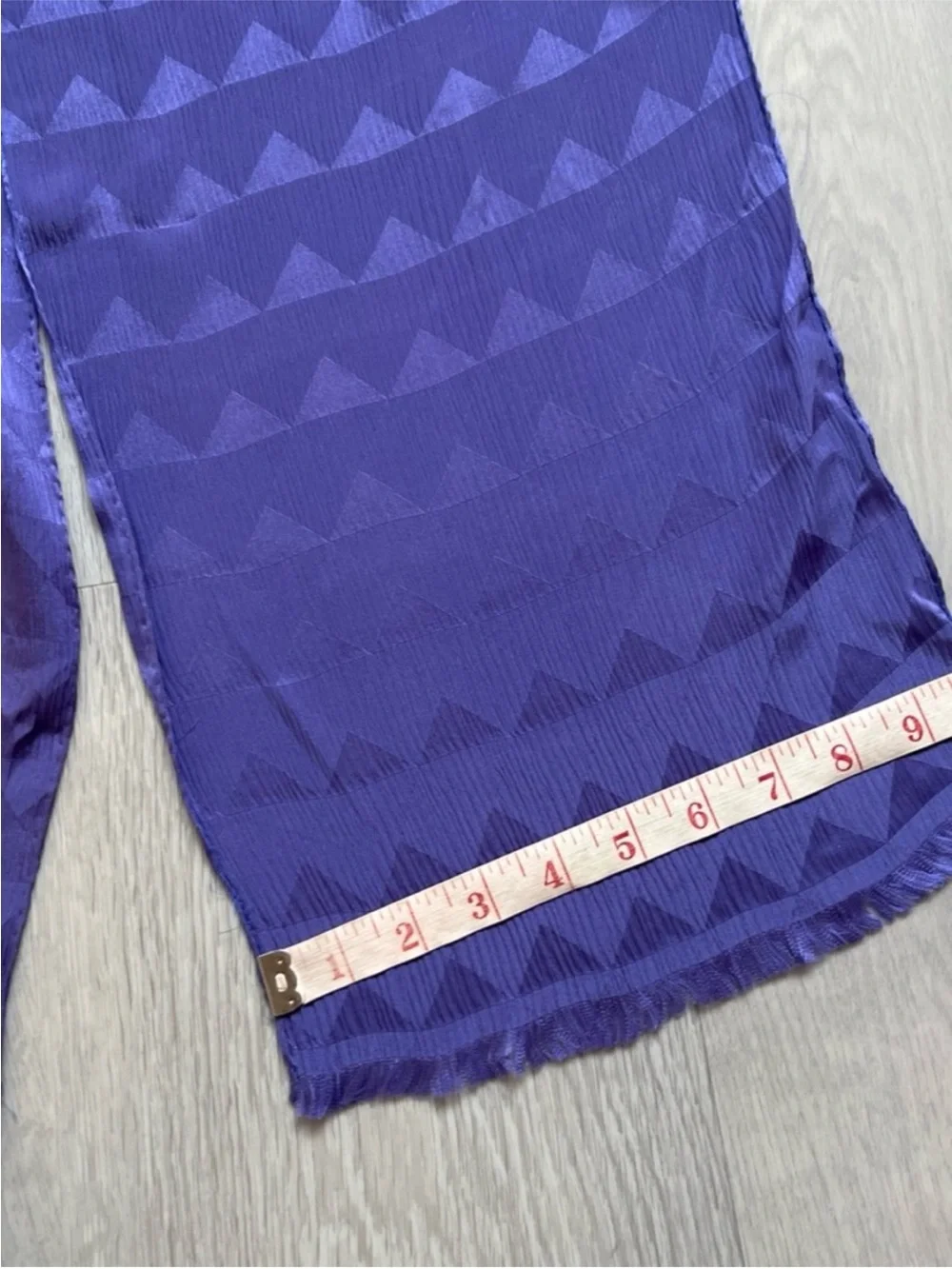 VINTAGE PURPLE JACQUARD SATIN 100% SILK RECTANGLE FRINGE SCARF